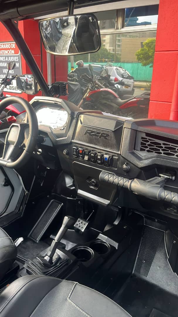 Polaris  RZR TRAIL S modelo 2023 - Medellin