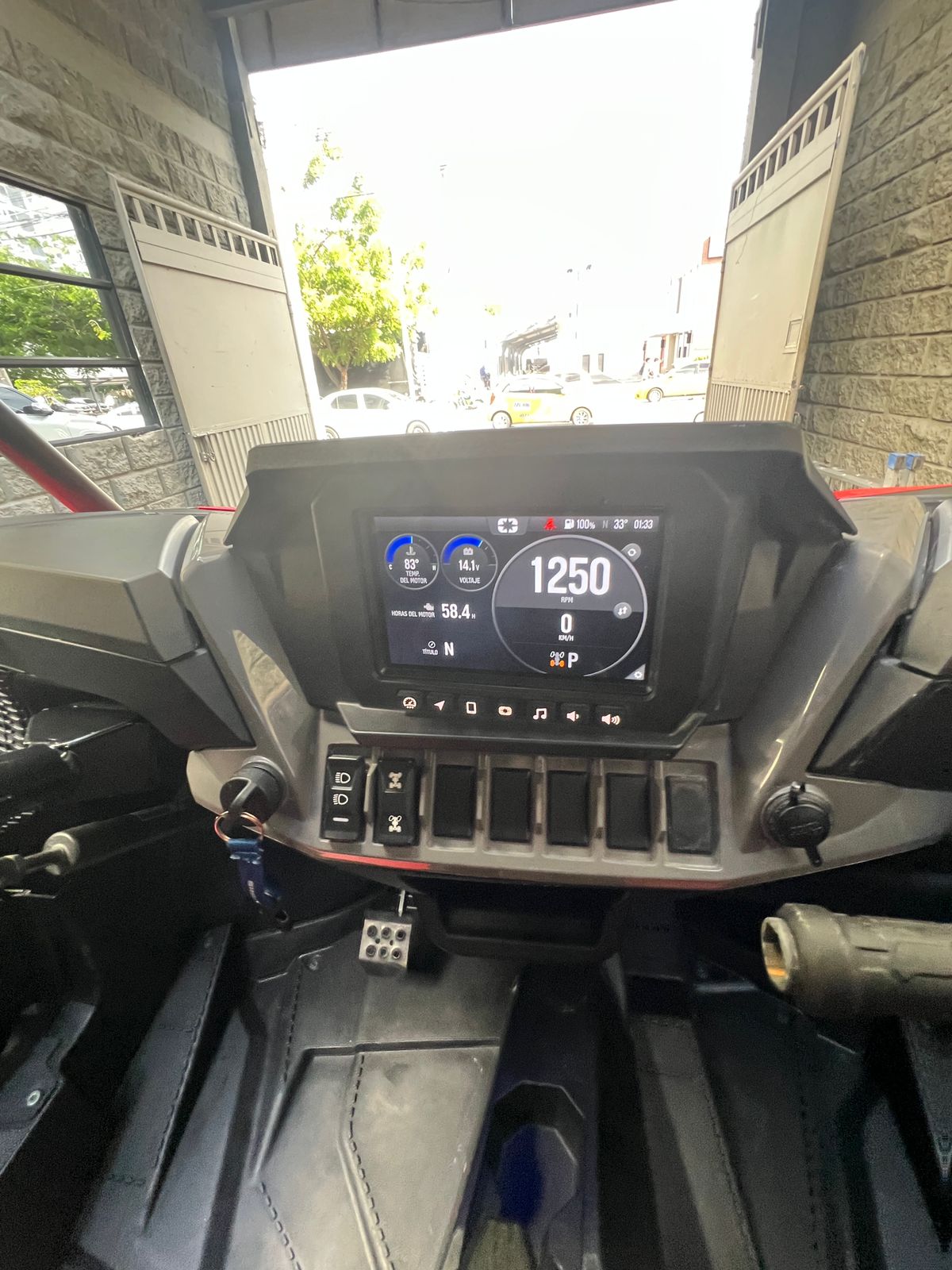 Polaris RZR Modelo 2024