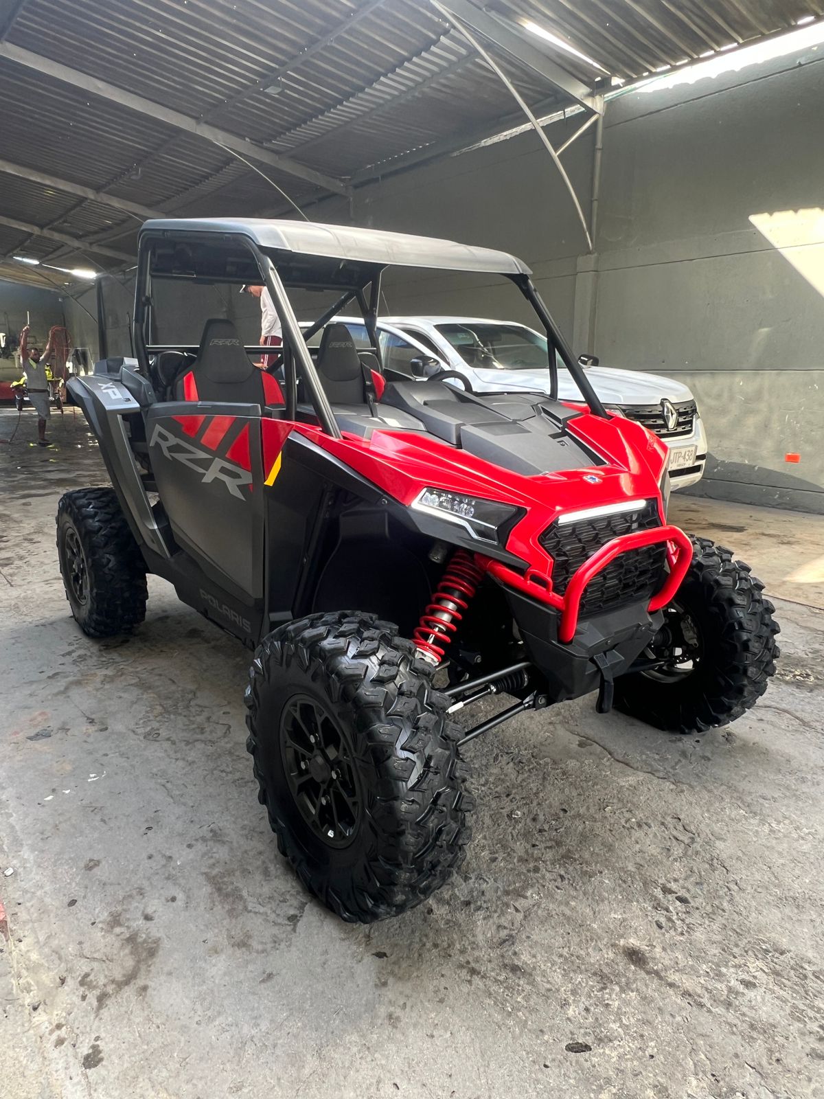 Polaris RZR Modelo 2024