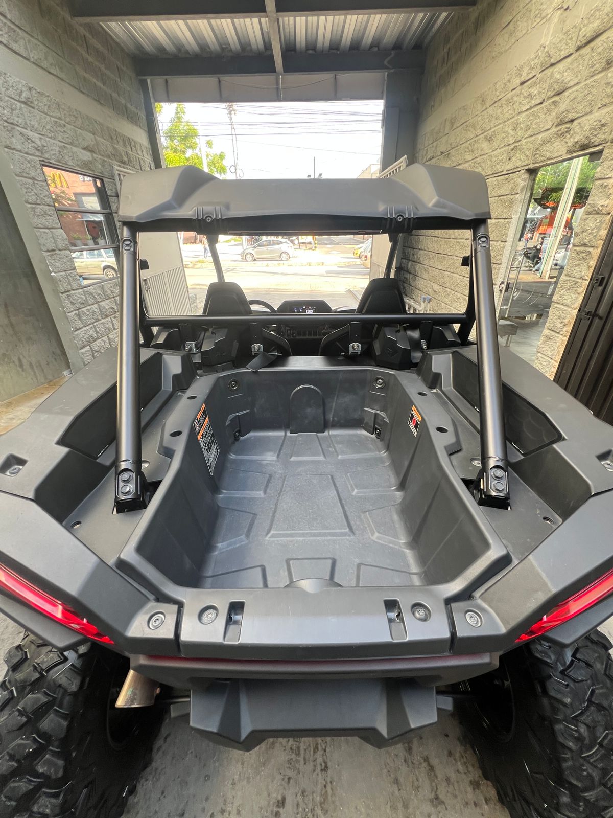 Polaris RZR Modelo 2024