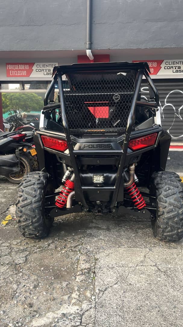 Polaris  RZR TRAIL S modelo 2023 - Medellin