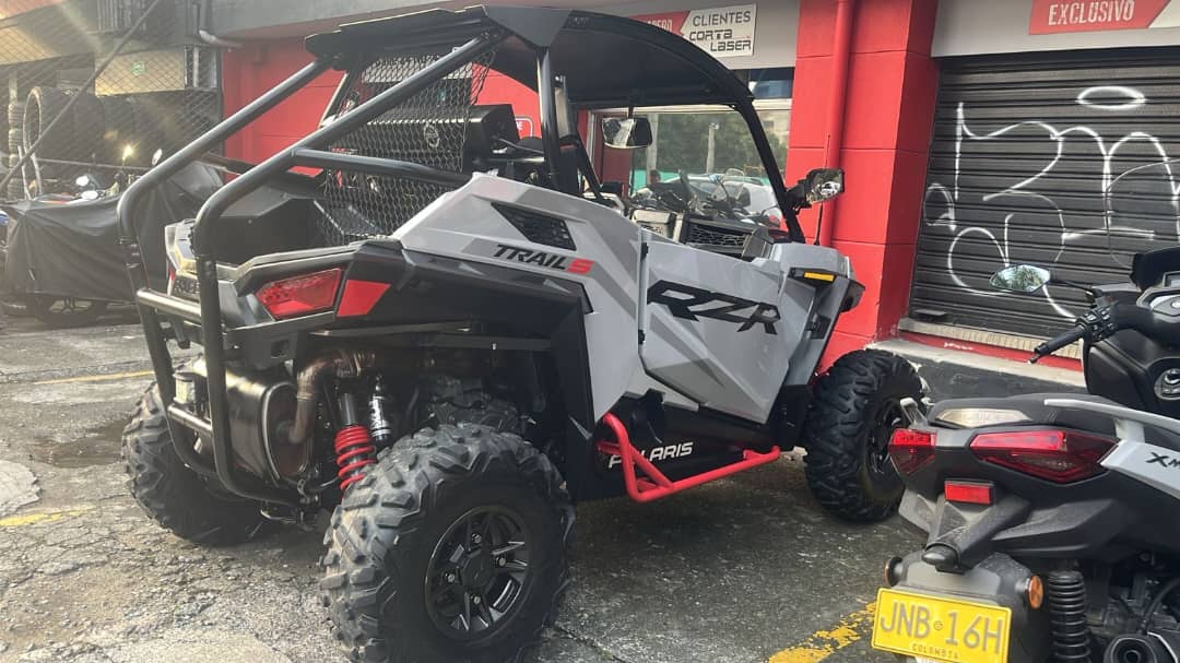 Polaris  RZR TRAIL S modelo 2023 - Medellin