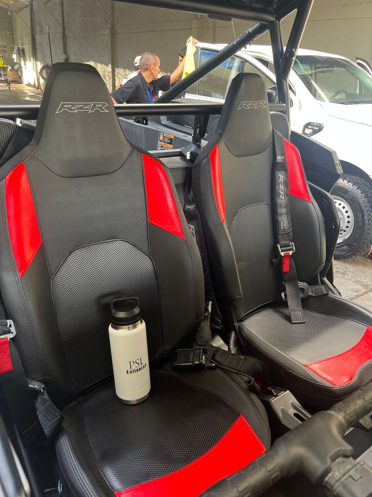 Polaris RZR Modelo 2024